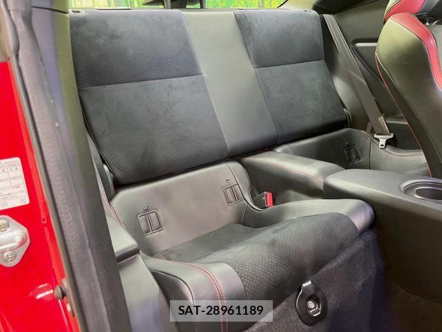 Toyota 86 2017-08 8865314-11