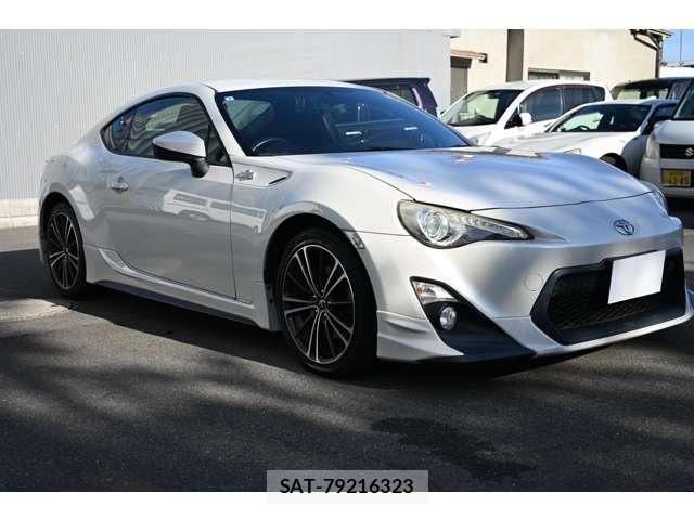 Toyota 86 2013-07 8866760-11