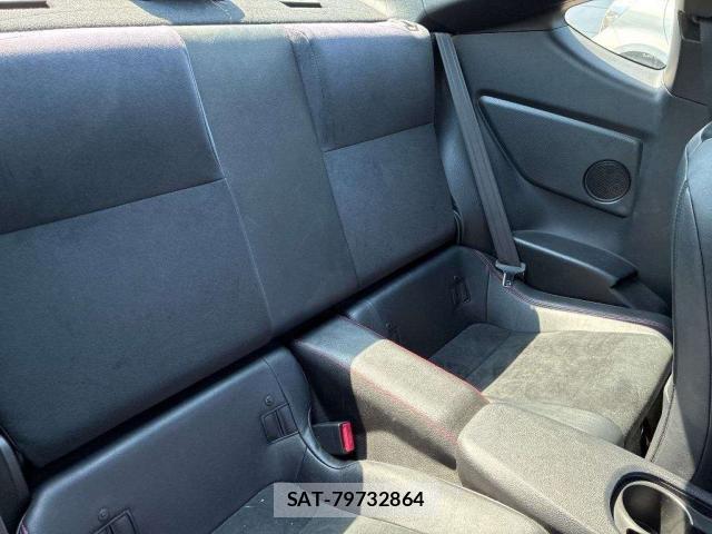 Toyota 86 2013-12 8866869-7