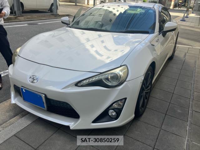 Toyota 86 2013-02 8866875-0