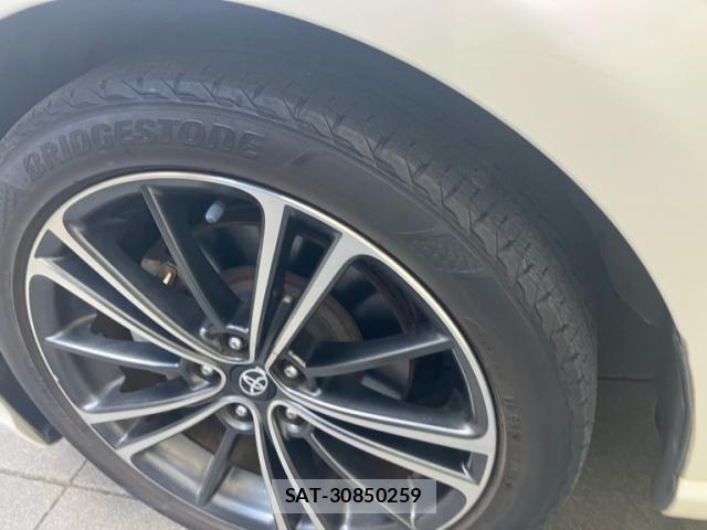 Toyota 86 2013-02 8866875-4