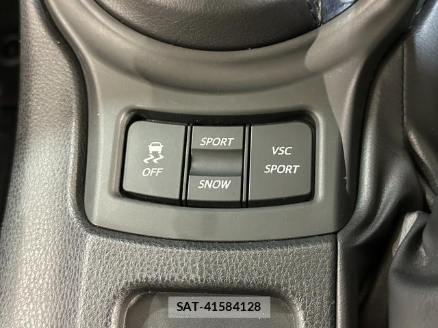 Toyota 86 2013-01 8866972-10