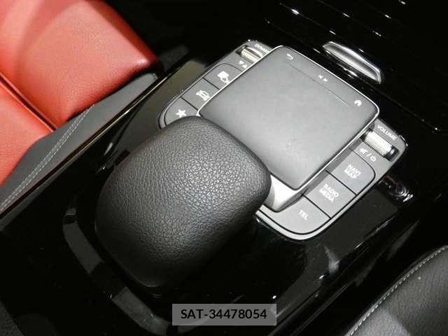 Mercedes Benz A-CLASS 2022-02 8866393-12