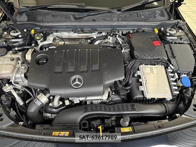 Mercedes Benz A-CLASS 2019-07 8866340-13