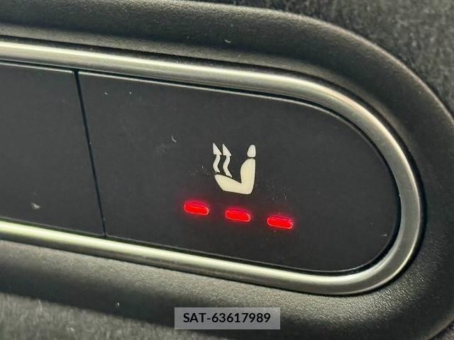 Mercedes Benz A-CLASS 2019-07 8866340-8