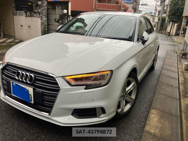 Audi A3 SEDAN 2018-07 8865827-0