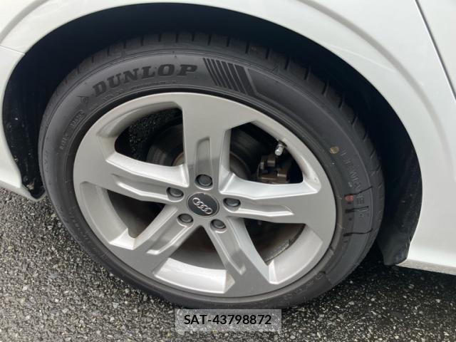 Audi A3 SEDAN 2018-07 8865827-4