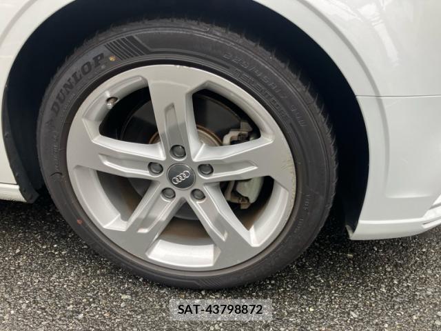 Audi A3 SEDAN 2018-07 8865827-5