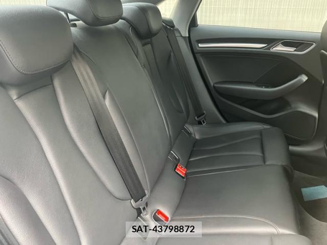 Audi A3 SEDAN 2018-07 8865827-7