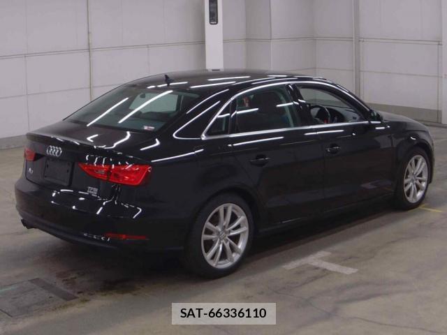 Audi A3 SEDAN 2015-03 8866611-1
