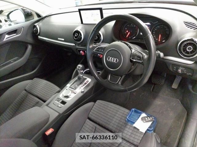 Audi A3 SEDAN 2015-03 8866611-2