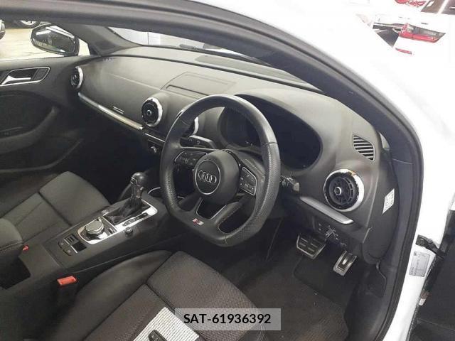 Audi A3 SEDAN 2018-02 8866852-2