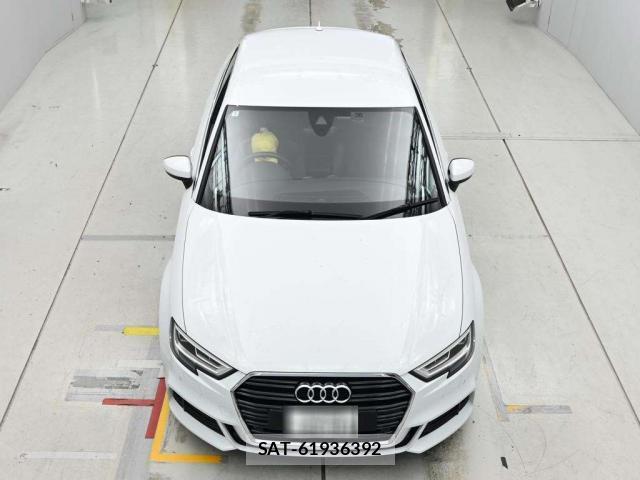 Audi A3 SEDAN 2018-02 8866852-6