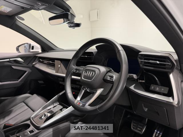 Audi A3 2022-02 8865646-3