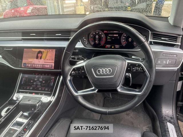 Audi A8 2018-10 8866624-2