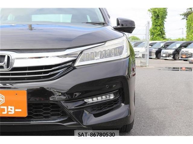 Honda ACCORD HYBRID 2017-09 8865685-11