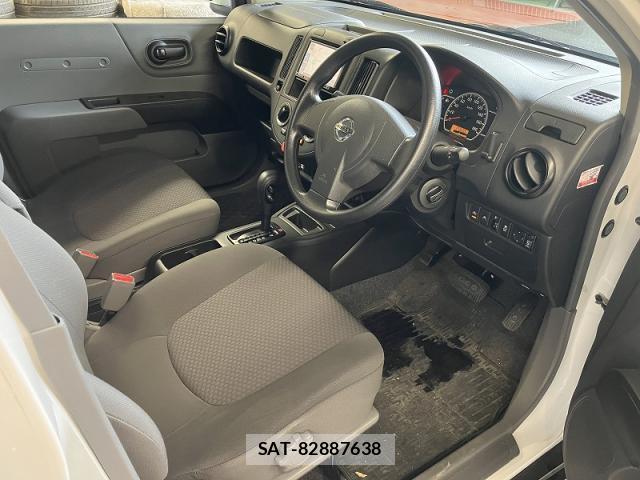 Nissan AD EXPERT 2017-07 8866164-4