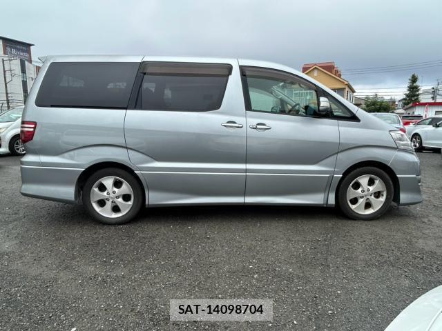 Toyota ALPHARD 2005-04 8867273-3
