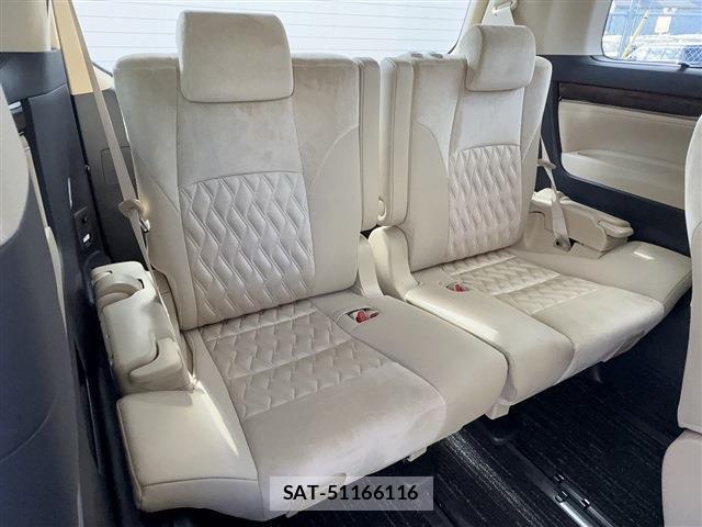 Toyota ALPHARD HYBRID 2017-08 8865689-15