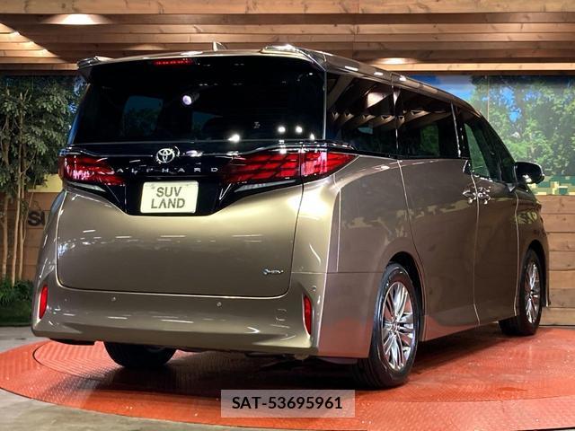 Toyota ALPHARD HYBRID 2025-07 8866816-17
