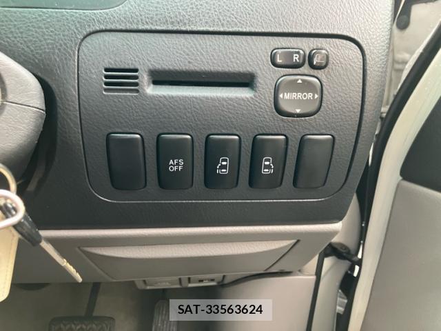 Toyota ALPHARD 2007-06 8865447-9