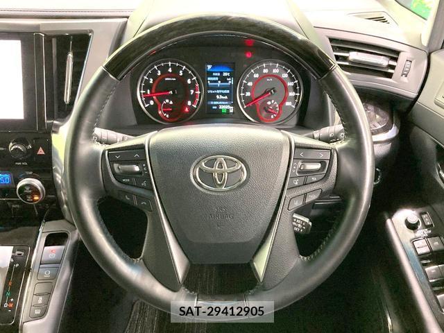 Toyota ALPHARD 2023-03 8865501-11