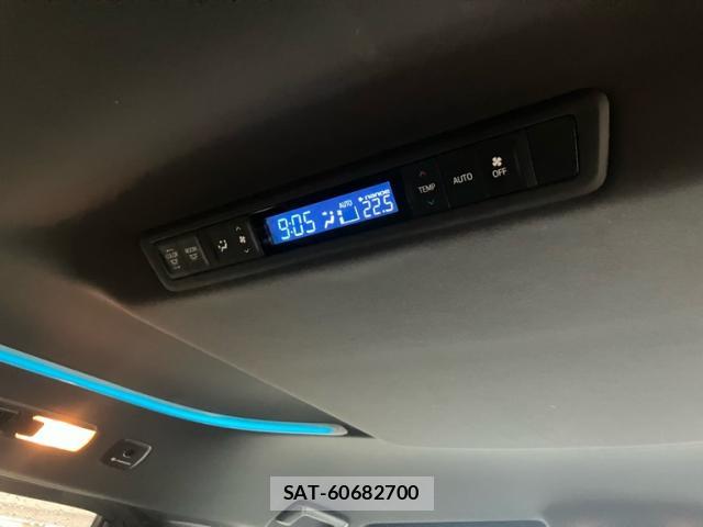 Toyota ALPHARD 2022-04 8865950-16