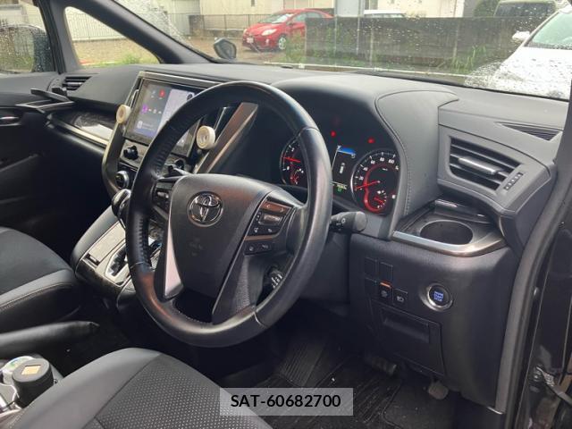 Toyota ALPHARD 2022-04 8865950-7