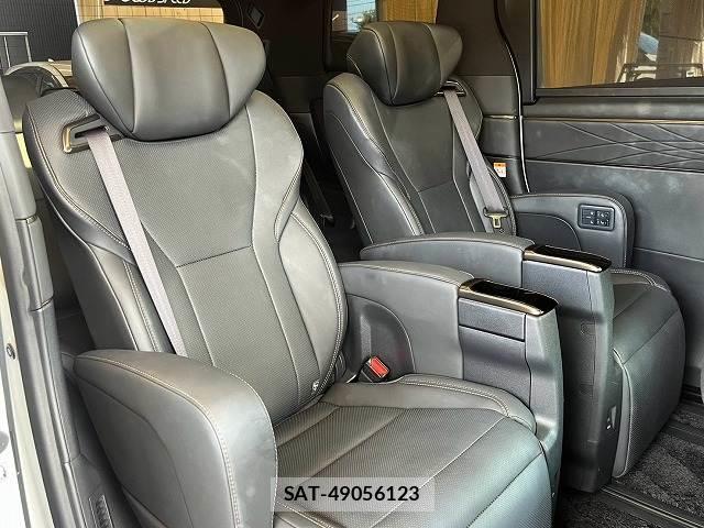 Toyota ALPHARD 2025-09 8866320-10