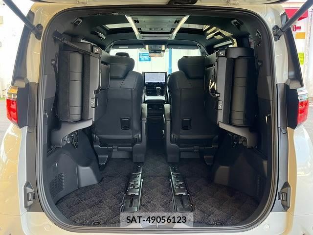 Toyota ALPHARD 2025-09 8866320-12