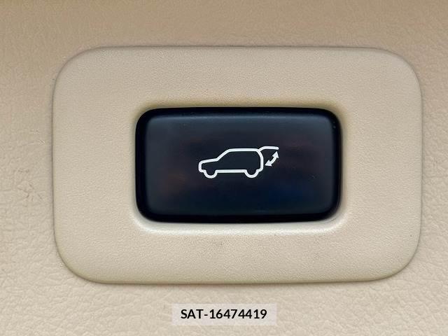 Toyota ALPHARD 2012-04 8866332-6