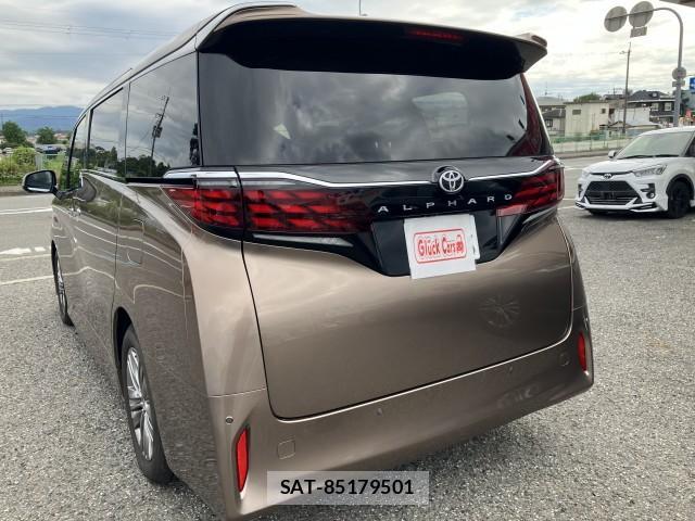 Toyota ALPHARD 2025-06 8866998-3
