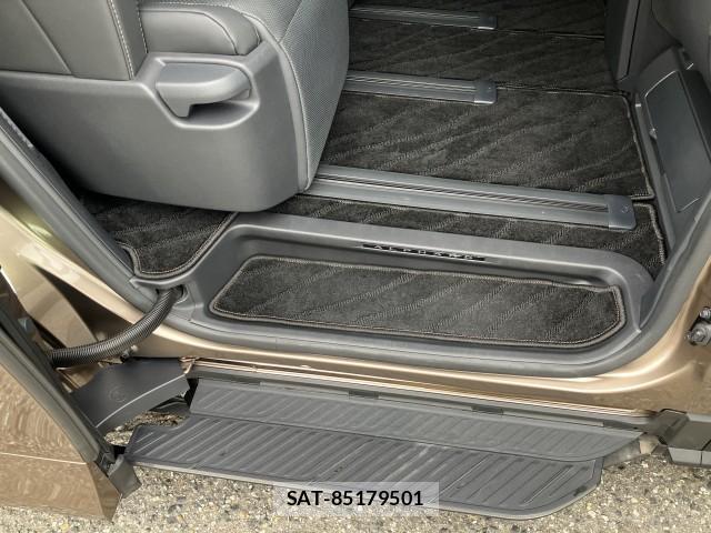Toyota ALPHARD 2025-06 8866998-9