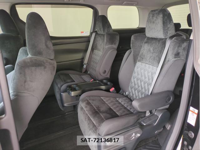 Toyota ALPHARD 2019-02 8867012-6