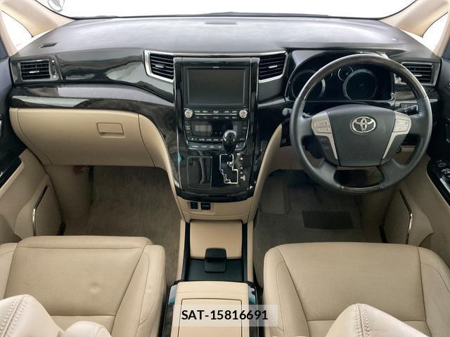 Toyota ALPHARD 2012-03 8867117-2