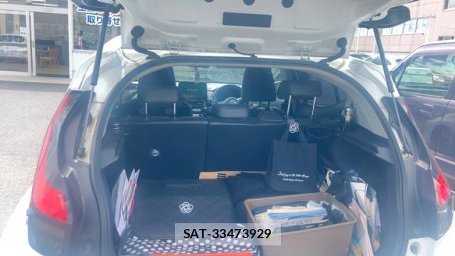 Toyota AQUA 2021-12 8865305-4