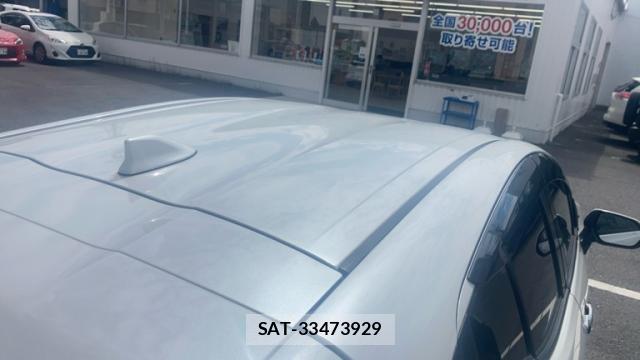 Toyota AQUA 2021-12 8865305-5