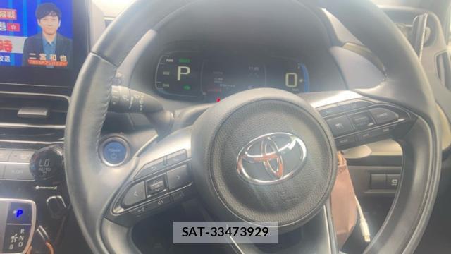 Toyota AQUA 2021-12 8865305-8