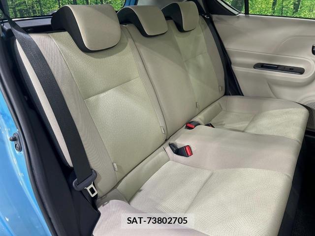 Toyota AQUA 2012-04 8865579-8