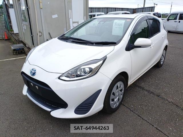 Toyota AQUA 2021-09 8865614-0