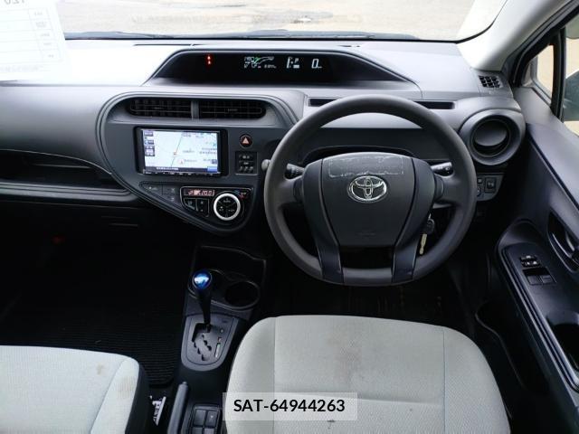 Toyota AQUA 2021-09 8865614-2
