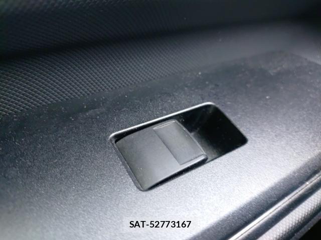 Toyota AQUA 2021-09 8865618-12