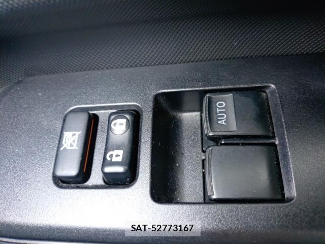 Toyota AQUA 2021-09 8865618-13