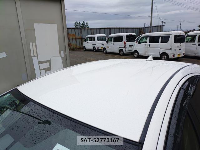 Toyota AQUA 2021-09 8865618-6