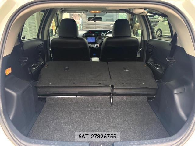 Toyota AQUA 2013-06 8865790-12