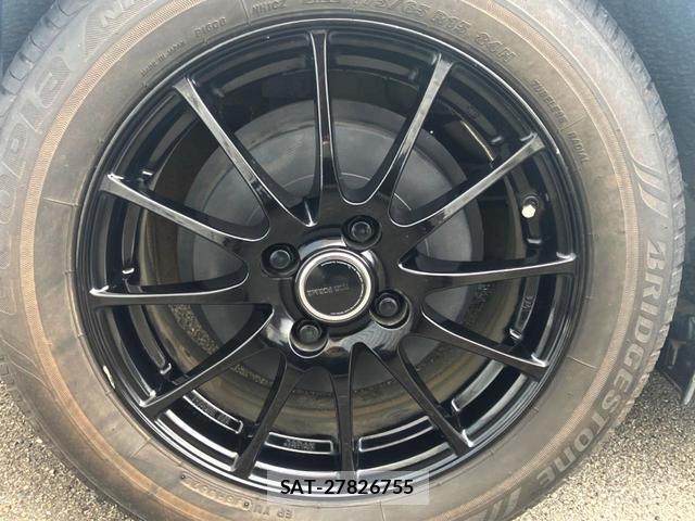 Toyota AQUA 2013-06 8865790-13