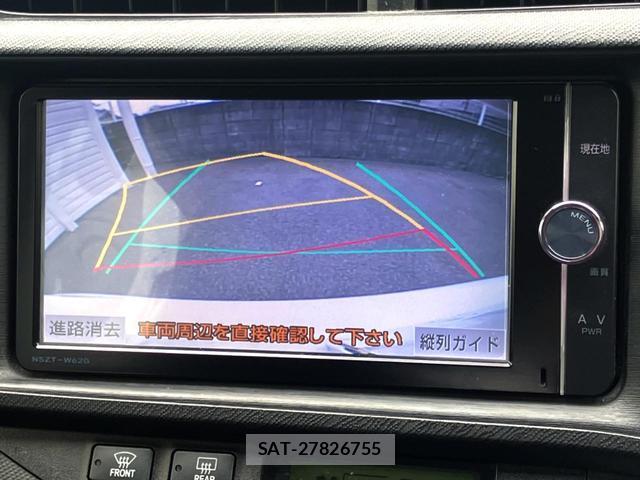 Toyota AQUA 2013-06 8865790-3