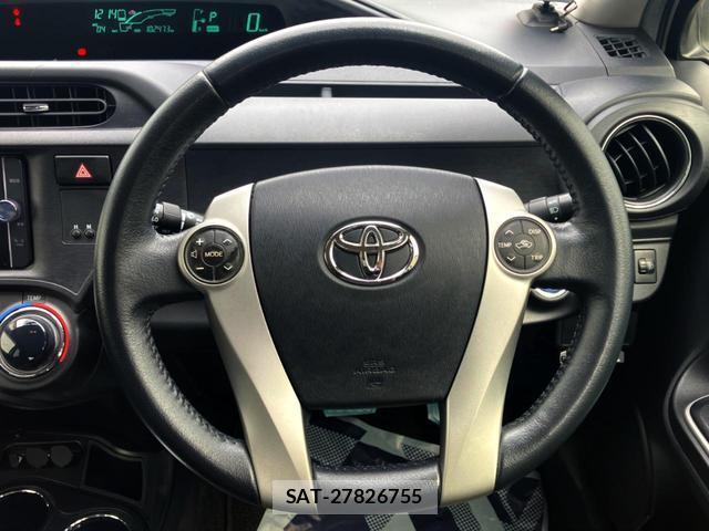 Toyota AQUA 2013-06 8865790-8