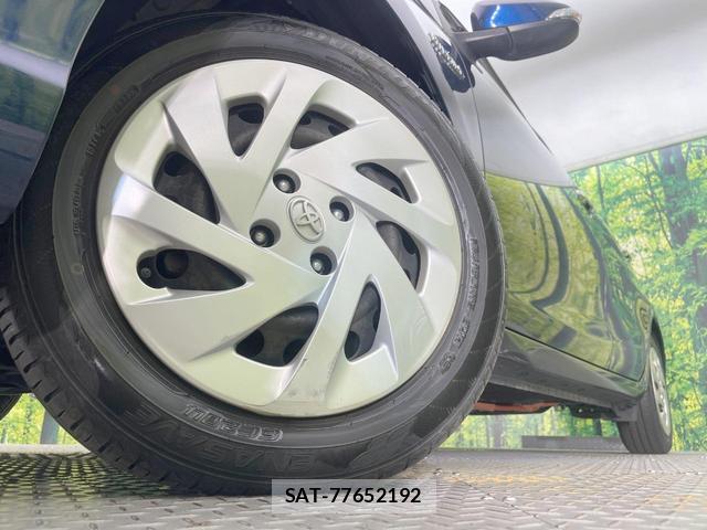 Toyota AQUA 2018-08 8866022-12