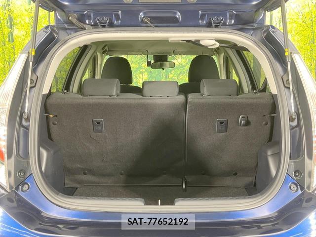 Toyota AQUA 2018-08 8866022-9